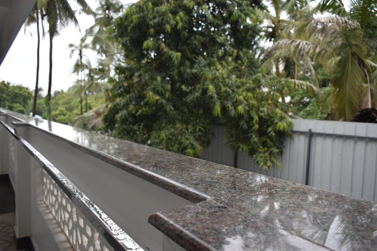 Wind Chimes Hotel Kuilapalayam Luaran gambar