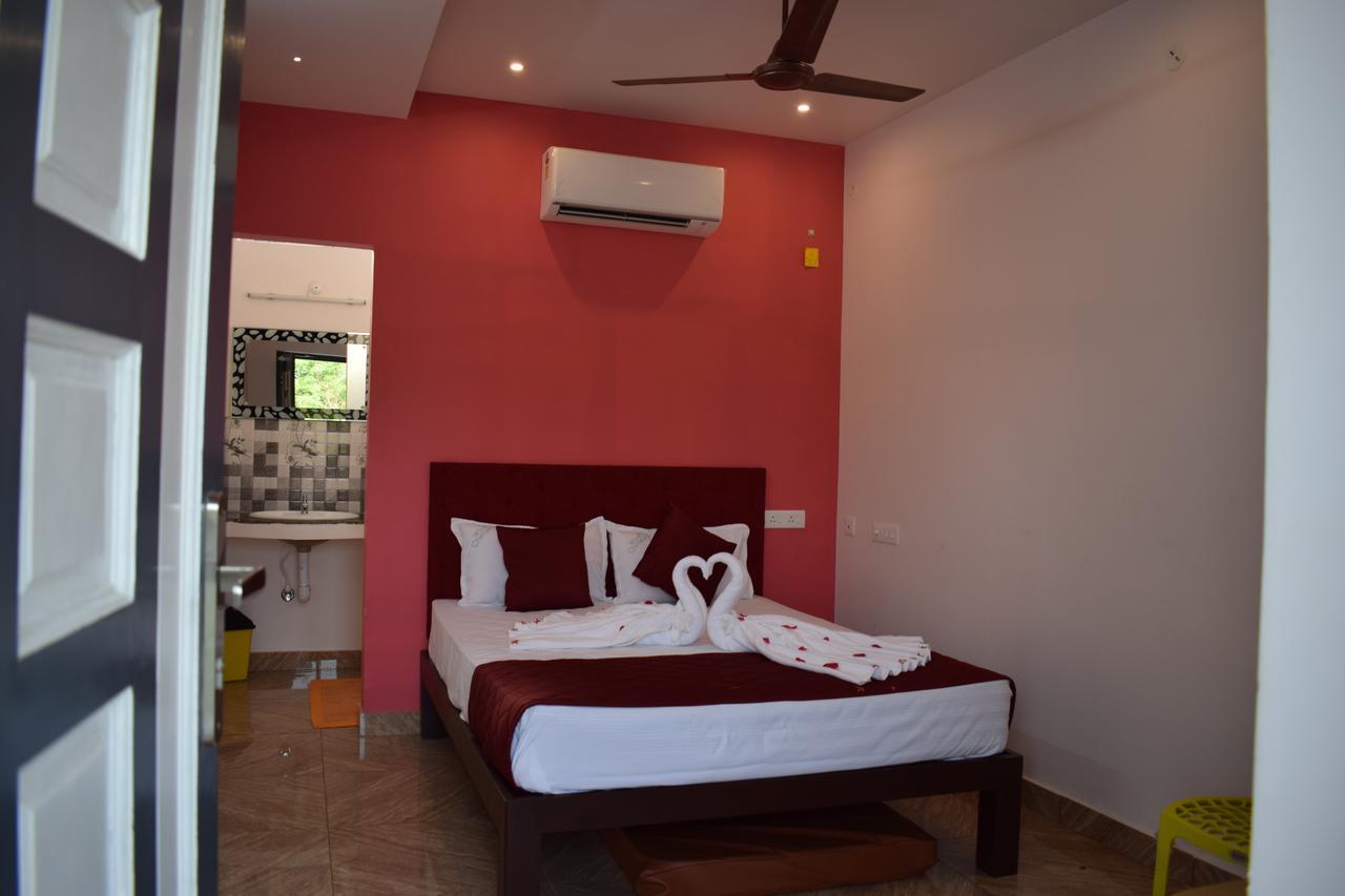Wind Chimes Hotel Kuilapalayam Luaran gambar