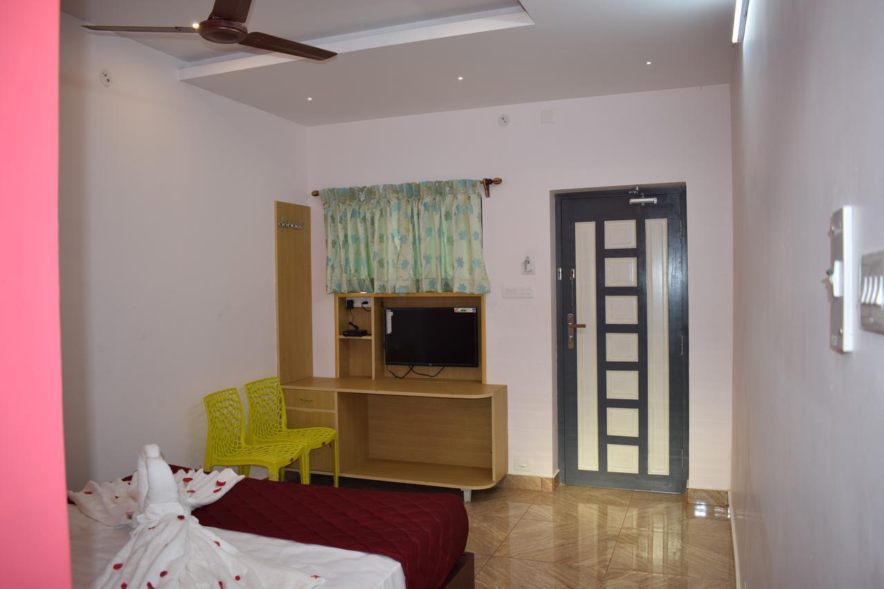 Wind Chimes Hotel Kuilapalayam Luaran gambar